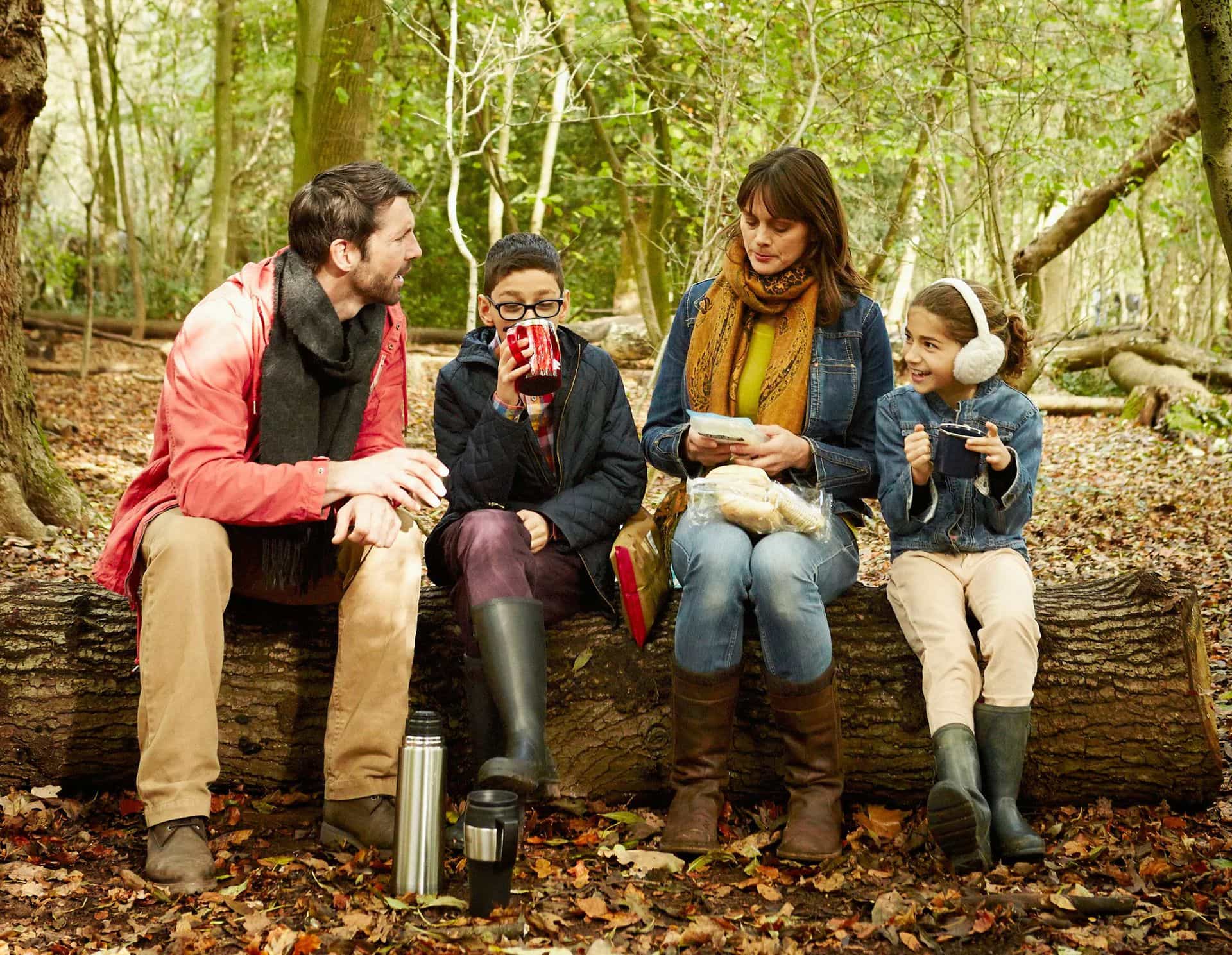 Dekorativa bilder Orsaker till halsont